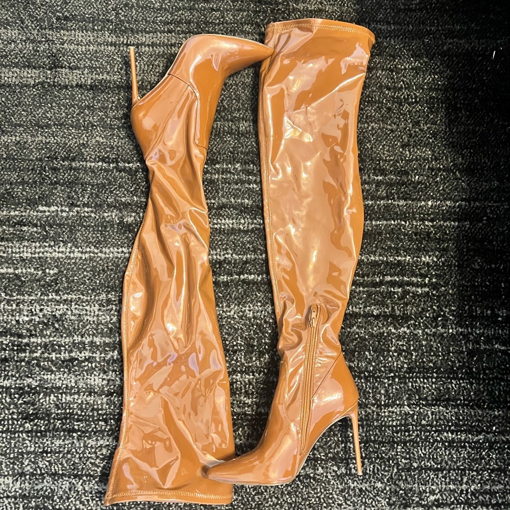 Brown skin Knee high Boots